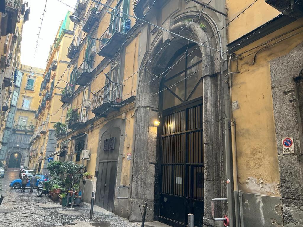 La Chicca Appartamento Intero Nei Quartieri Spagnoli Неаполь Экстерьер фото