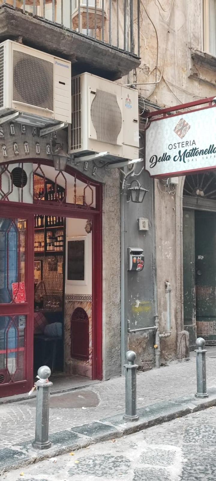 La Chicca Appartamento Intero Nei Quartieri Spagnoli Неаполь Экстерьер фото