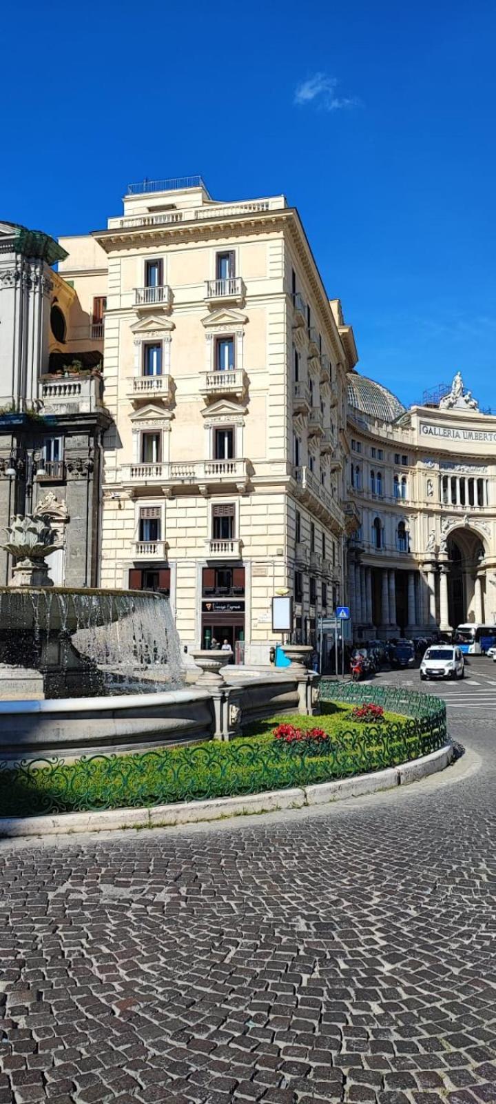 La Chicca Appartamento Intero Nei Quartieri Spagnoli Неаполь Экстерьер фото